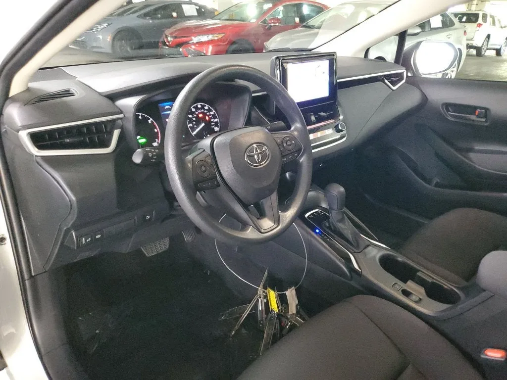 2024 Toyota Corolla Hybrid LE photo 18