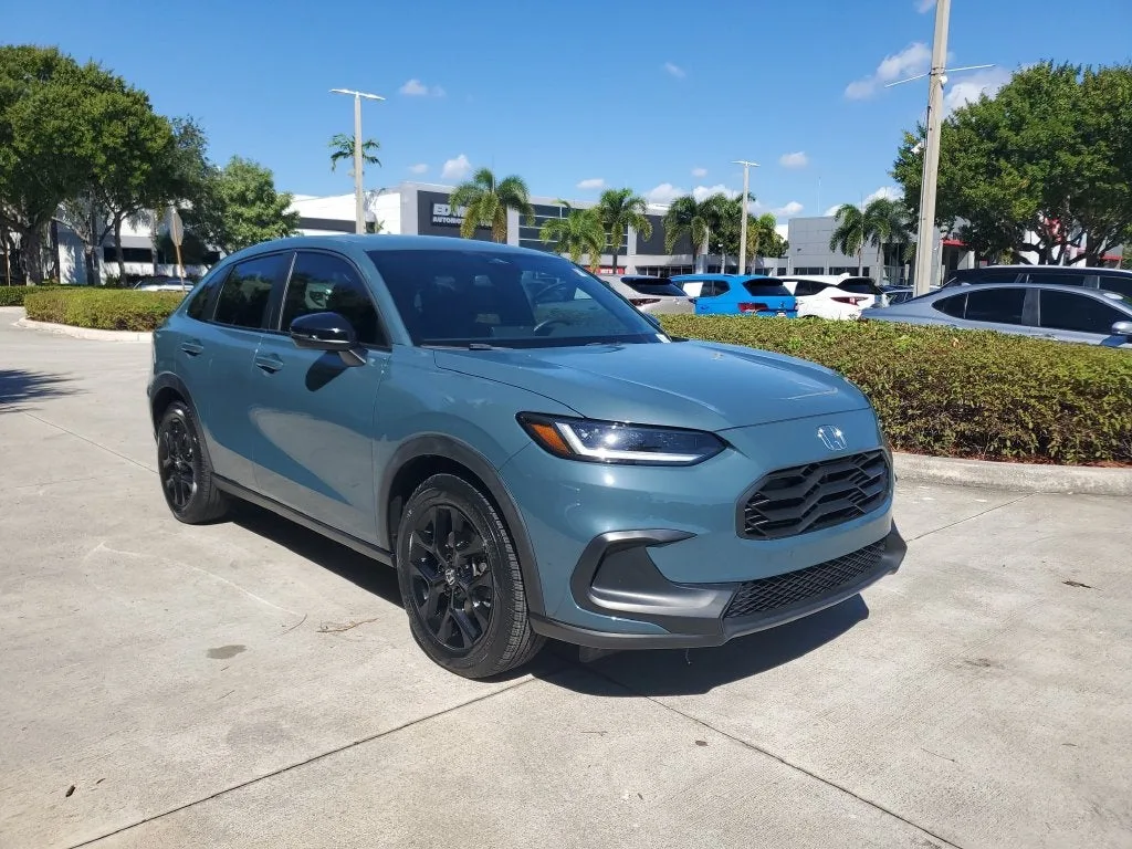 2024 Honda HR-V Sport photo 3