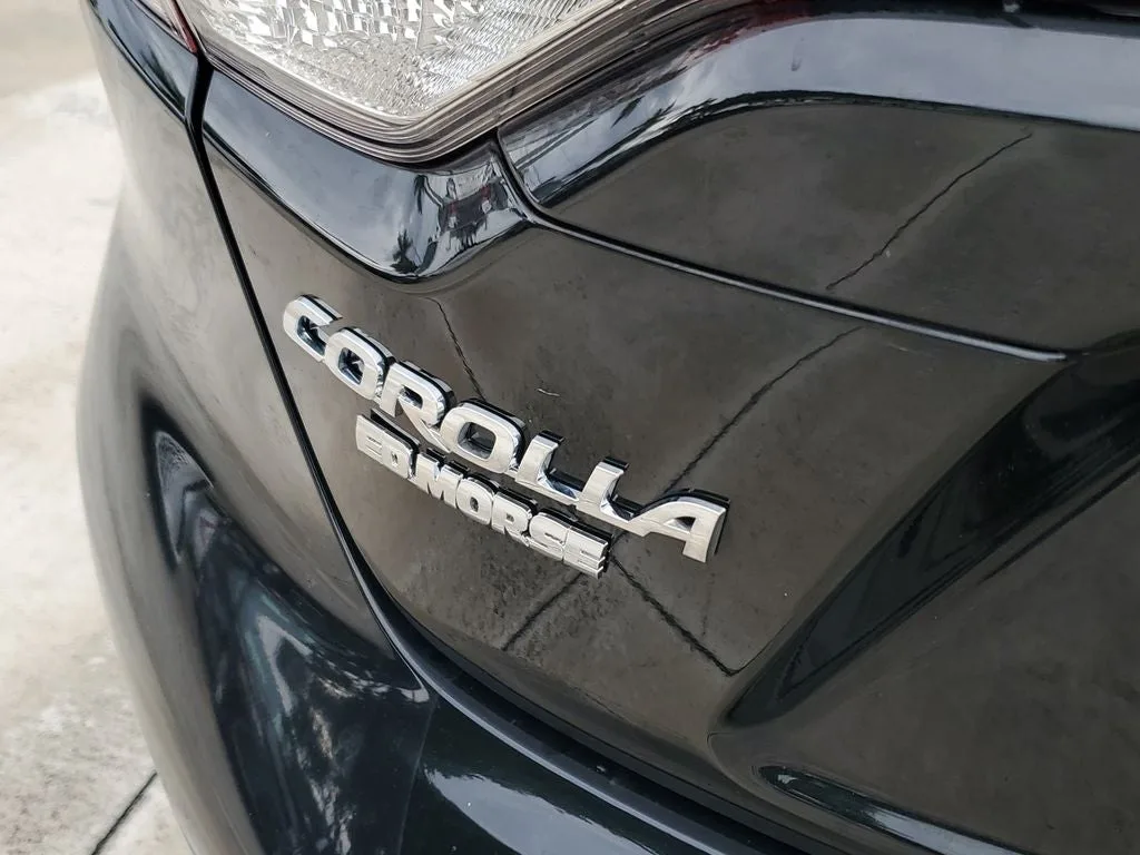2024 Toyota Corolla Hybrid SE photo 8