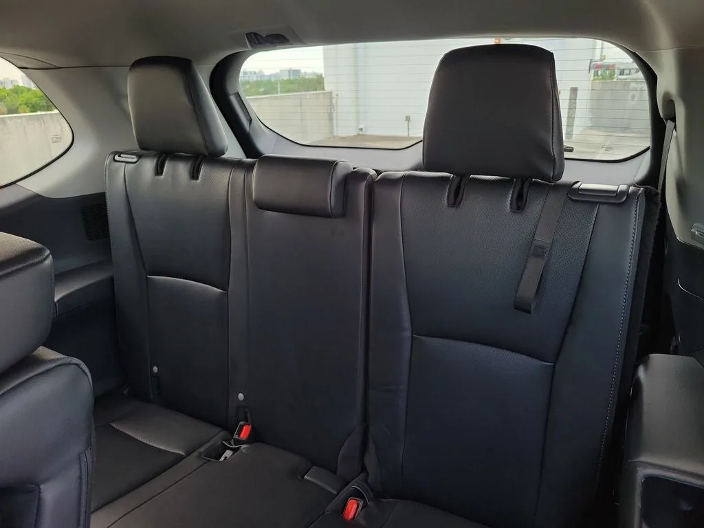 2025 Toyota Grand Highlander Hybrid Limited photo 13