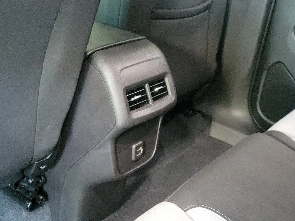 2024 Chevrolet Equinox LS photo 12
