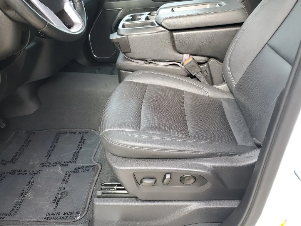 2025 GMC Sierra 1500 SLT photo 21