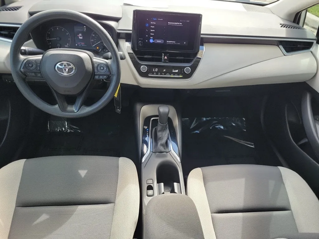2024 Toyota Corolla LE photo 16