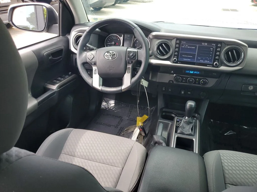 2022 Toyota Tacoma SR5 V6 photo 14