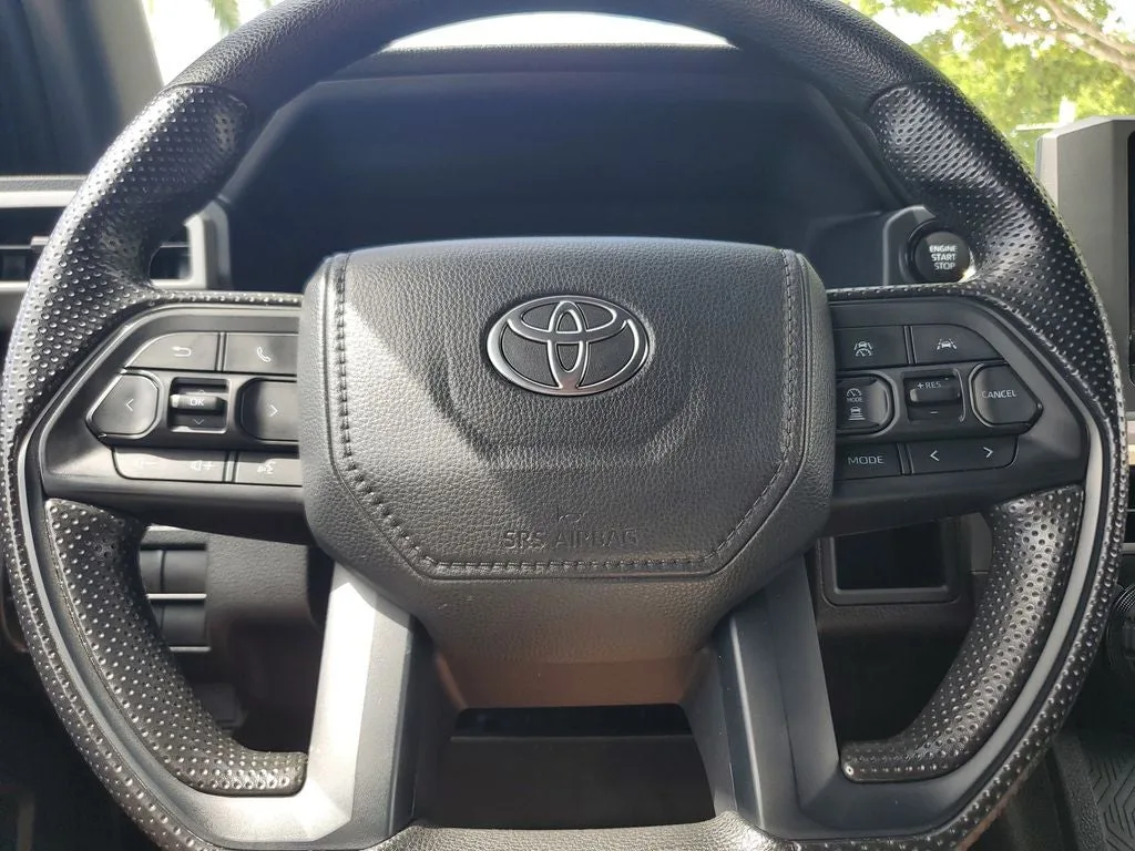 2025 Toyota Tacoma SR5 photo 22