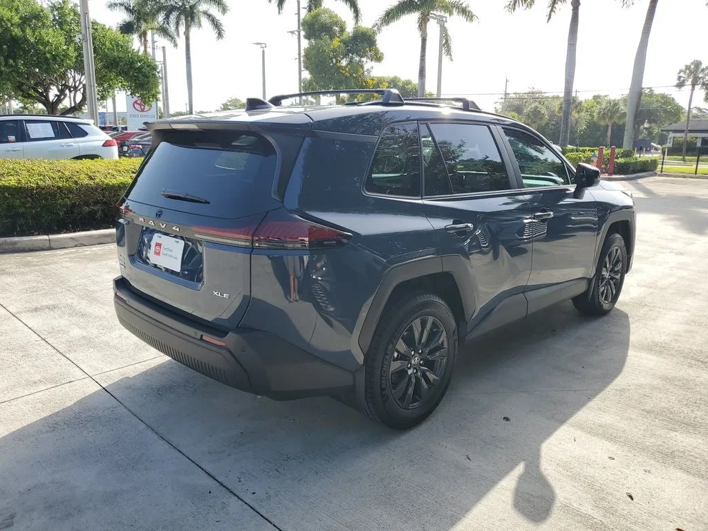 2026 Toyota RAV4 XLE Premium photo 4