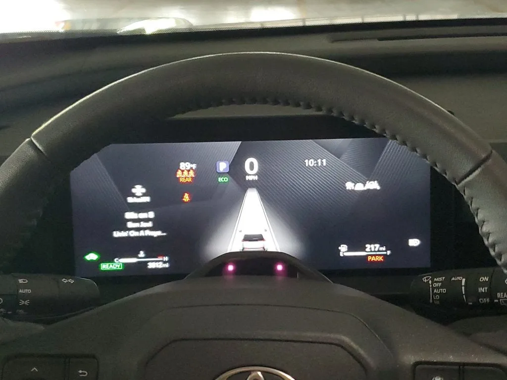 2026 Toyota RAV4 XSE photo 26