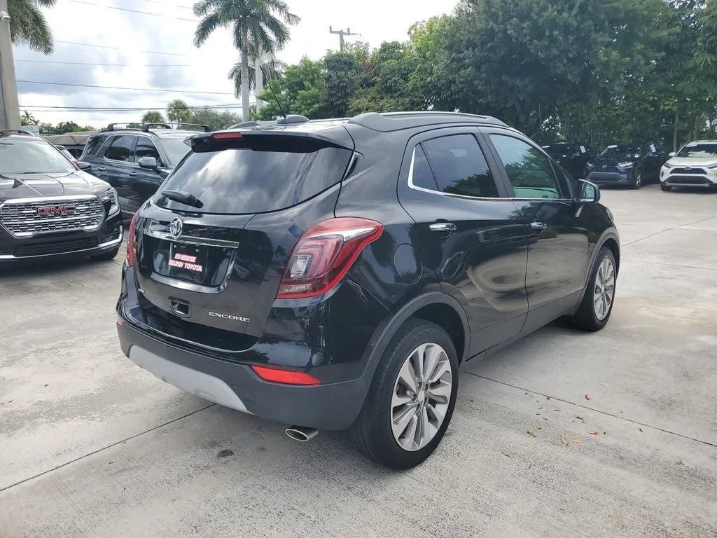 2020 Buick Encore Preferred photo 4