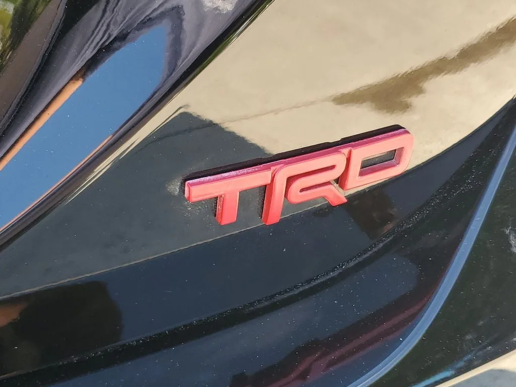 2022 Toyota Camry TRD V6 photo 8