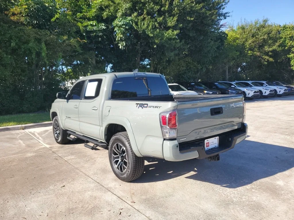 2022 Toyota Tacoma TRD Sport V6 photo 6
