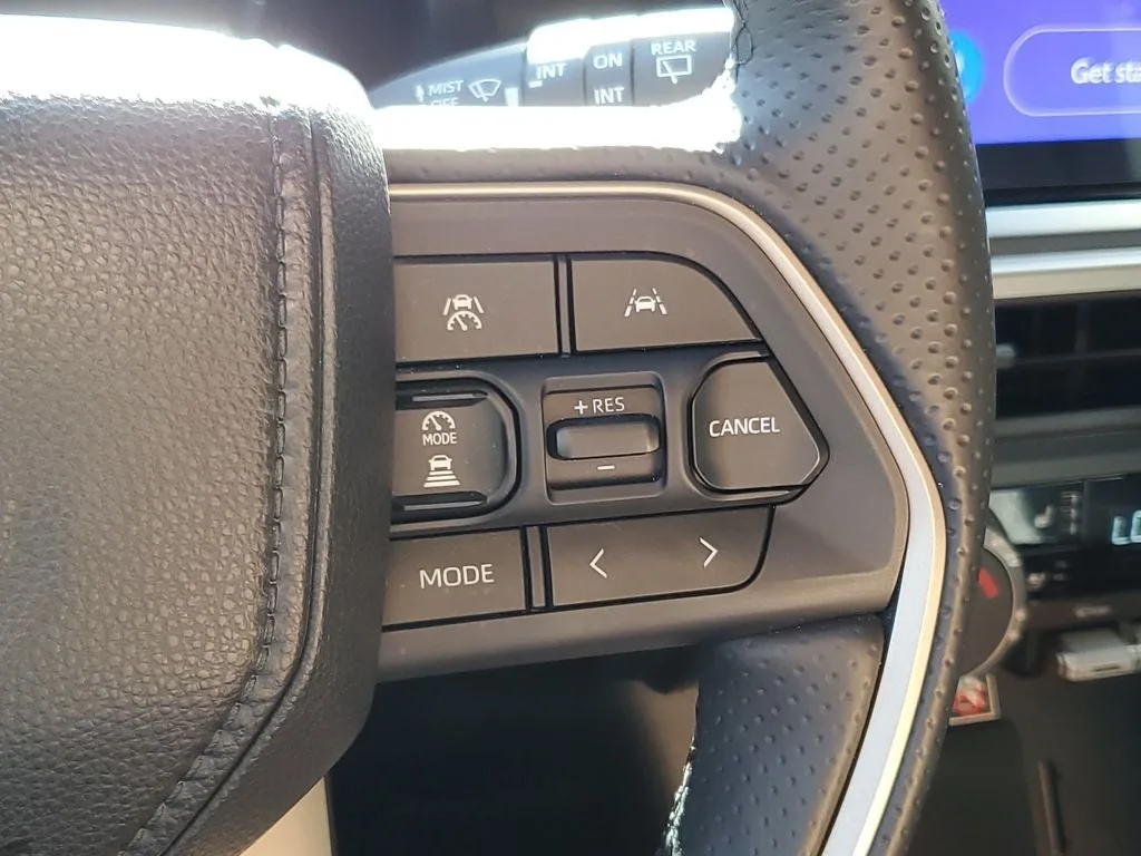 2025 Toyota 4Runner i-FORCE MAX Hybrid TRD Off Road Premium photo 25