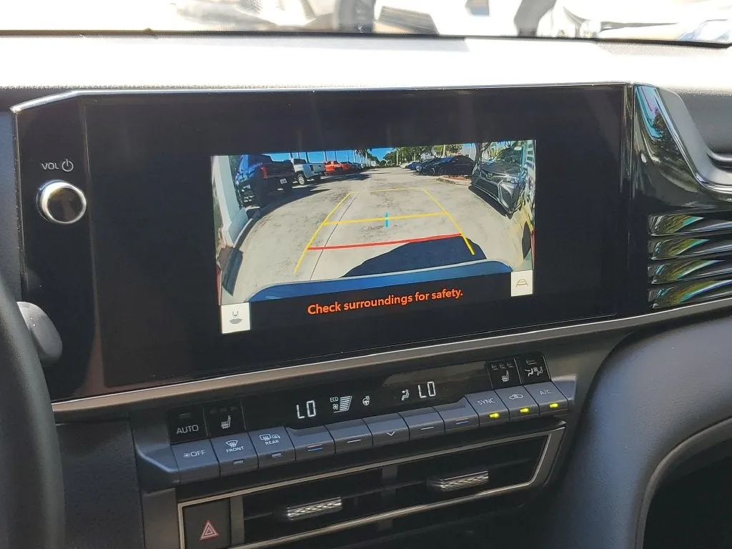 2025 Toyota Camry XSE photo 28