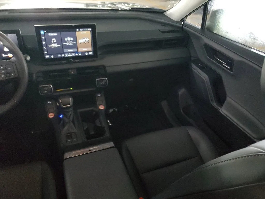 2026 Toyota RAV4 XLE Premium photo 16