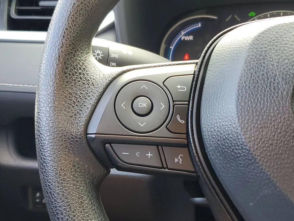 2025 Toyota RAV4 Hybrid LE photo 23