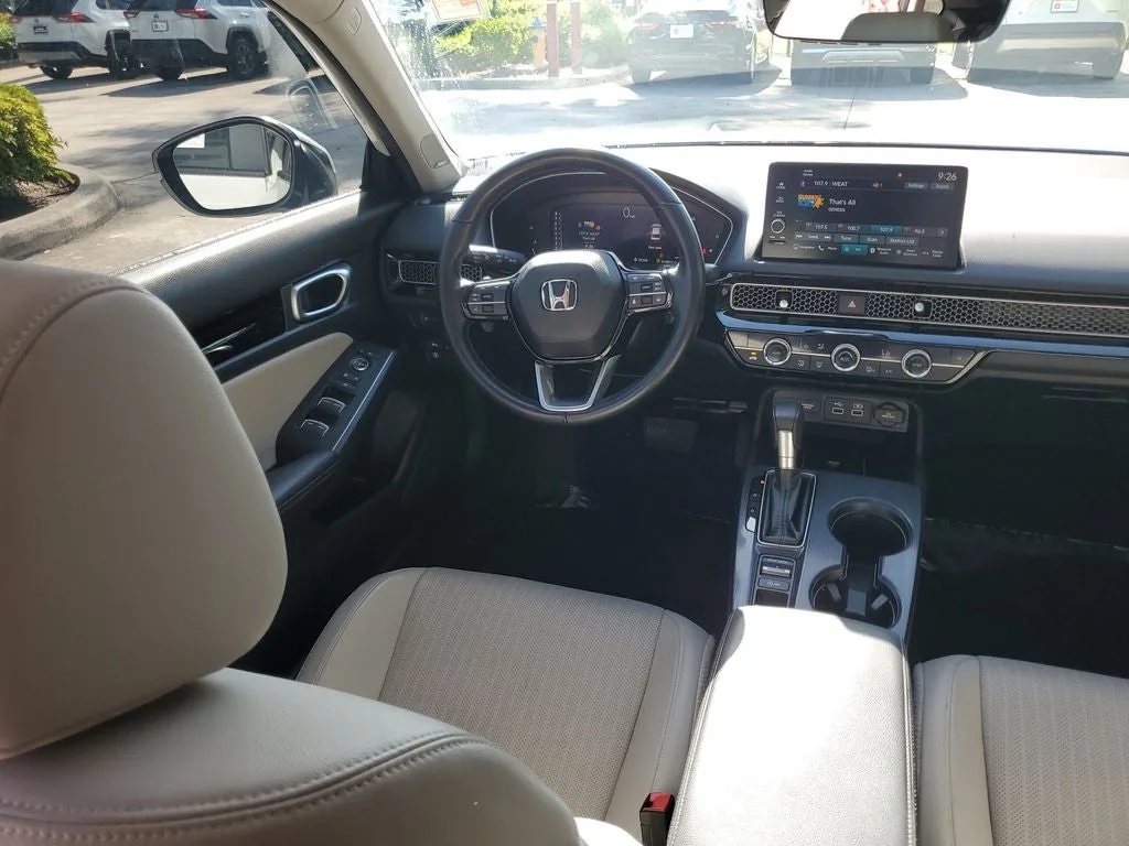 2024 Honda Civic Touring photo 14