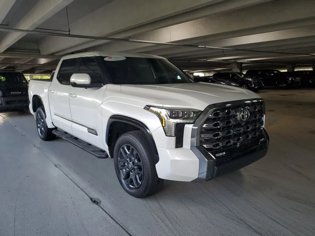 2026 Toyota Tundra Platinum photo 3