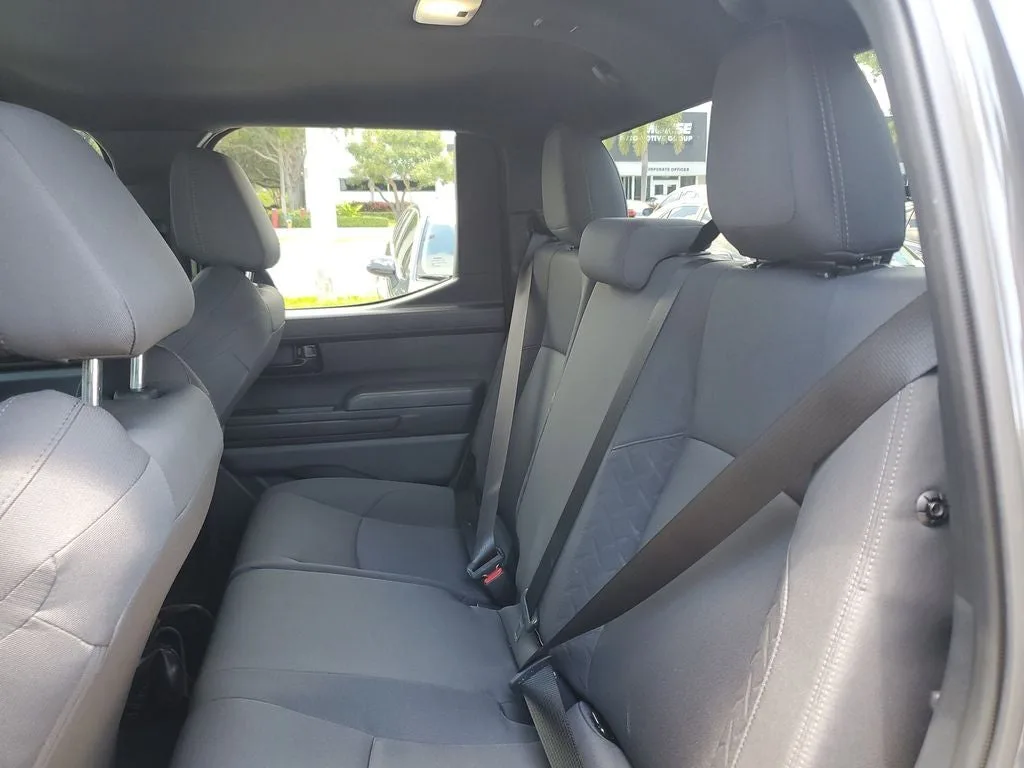 2025 Toyota Tacoma SR5 photo 12