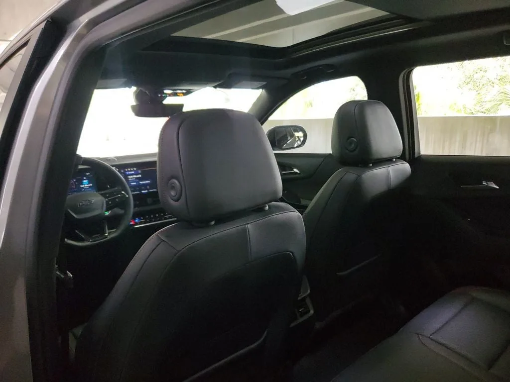2026 Chevrolet Equinox RS photo 13