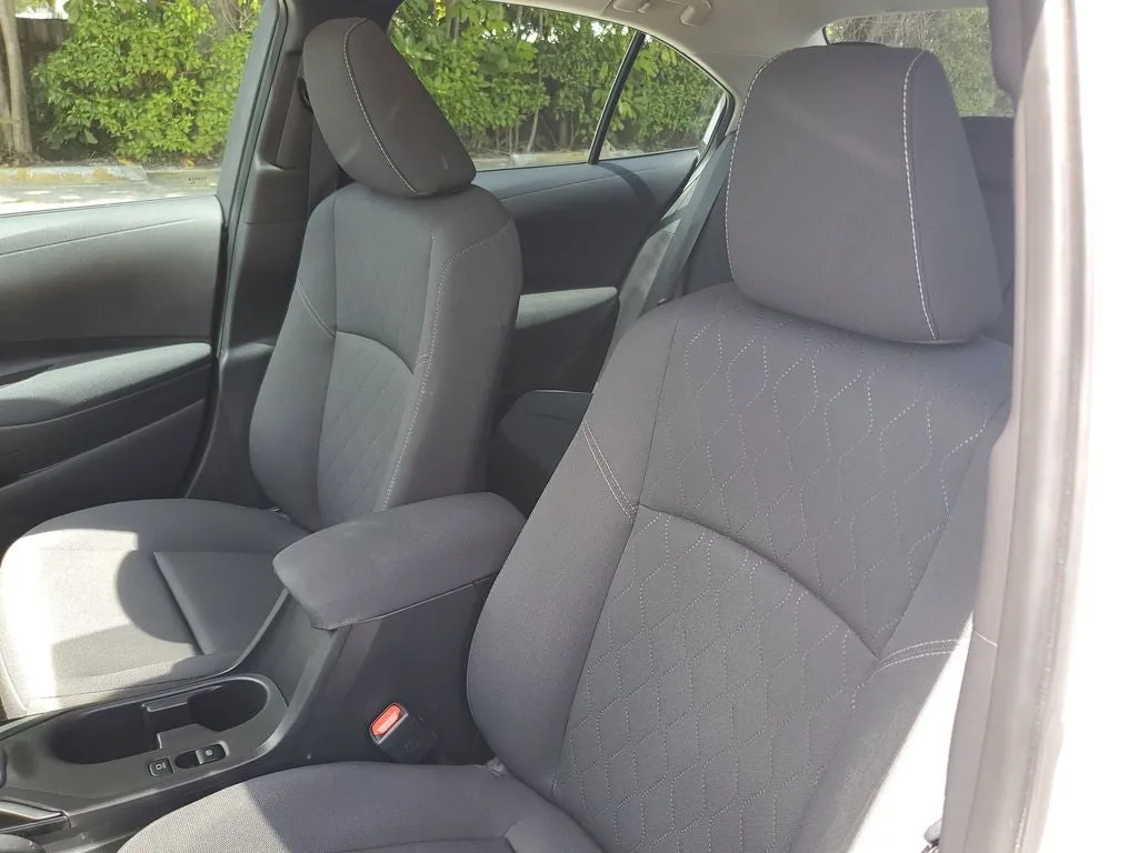 2024 Toyota Corolla LE photo 19