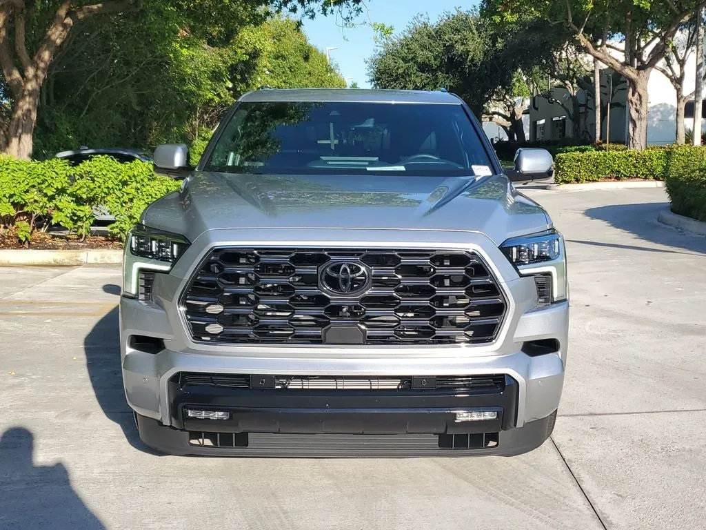 2025 Toyota Sequoia Platinum photo 2