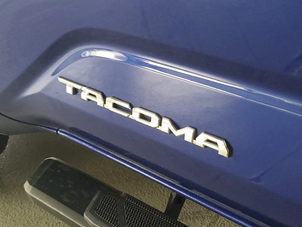 2024 Toyota Tacoma SR5 photo 9