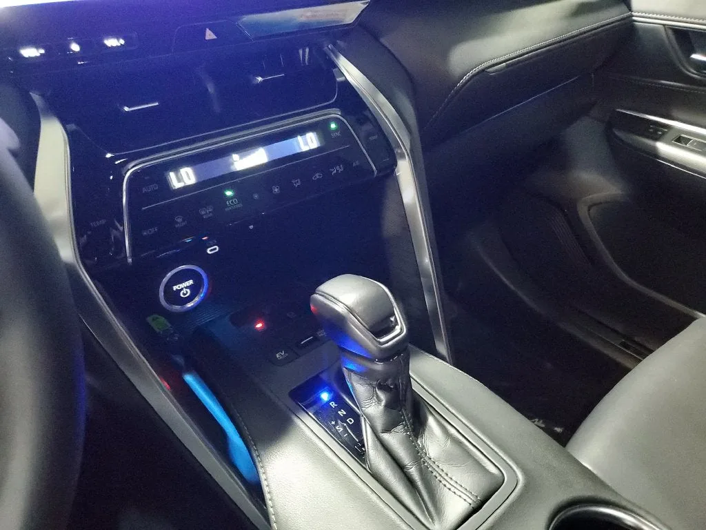 2023 Toyota Venza Nightshade photo 29