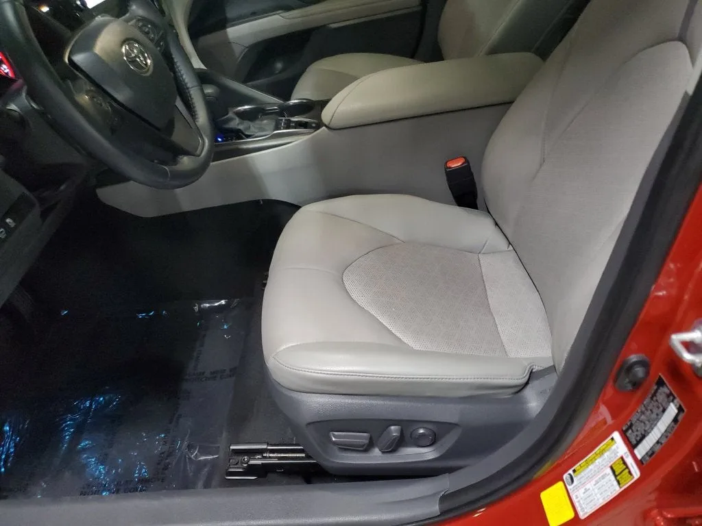 2021 Toyota Camry XSE photo 22