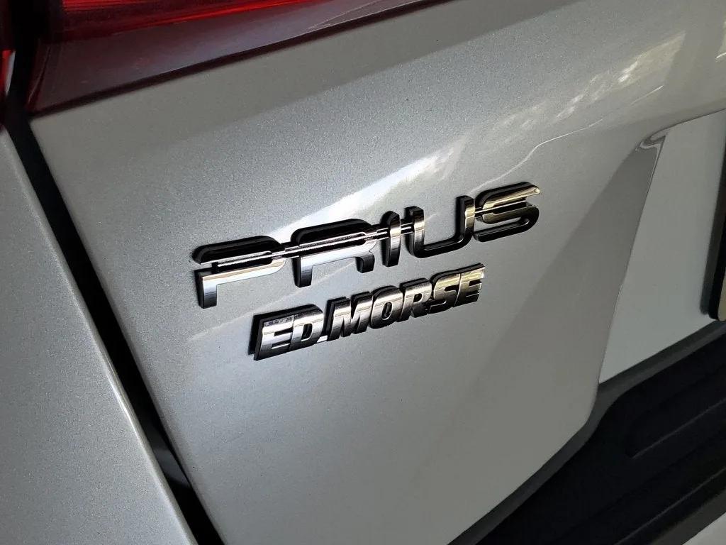 2021 Toyota Prius Limited photo 8