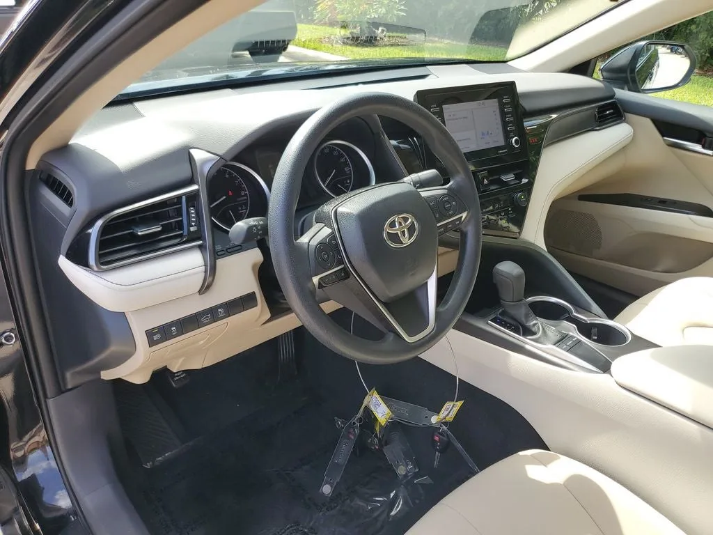 2024 Toyota Camry LE photo 19