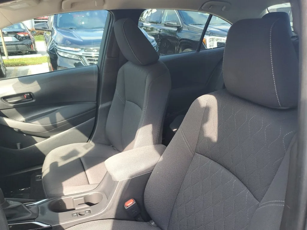 2024 Toyota Corolla LE photo 19