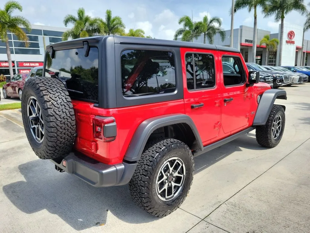 2026 Jeep Wrangler Rubicon photo 4