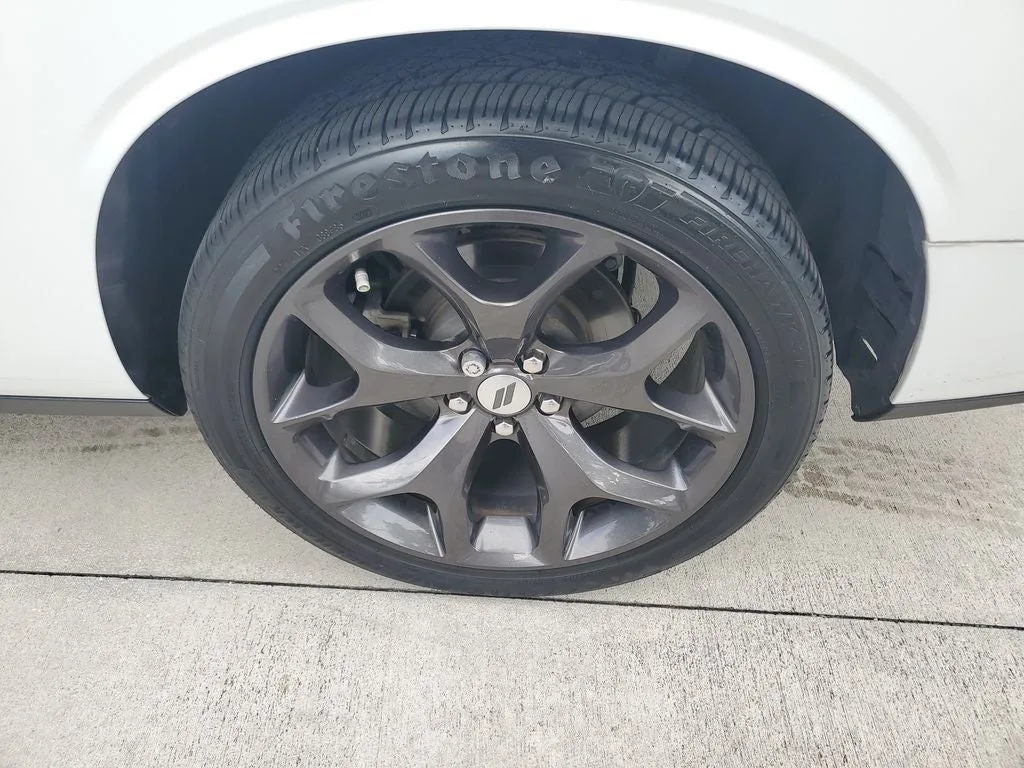 2019 Dodge Challenger SXT photo 7