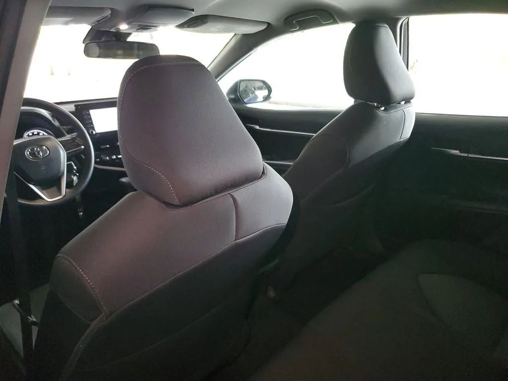 2023 Toyota Camry LE photo 12