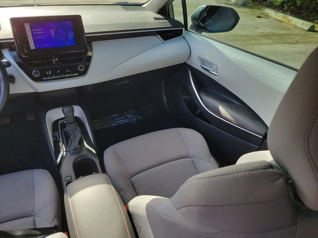 2024 Toyota Corolla SE photo 16