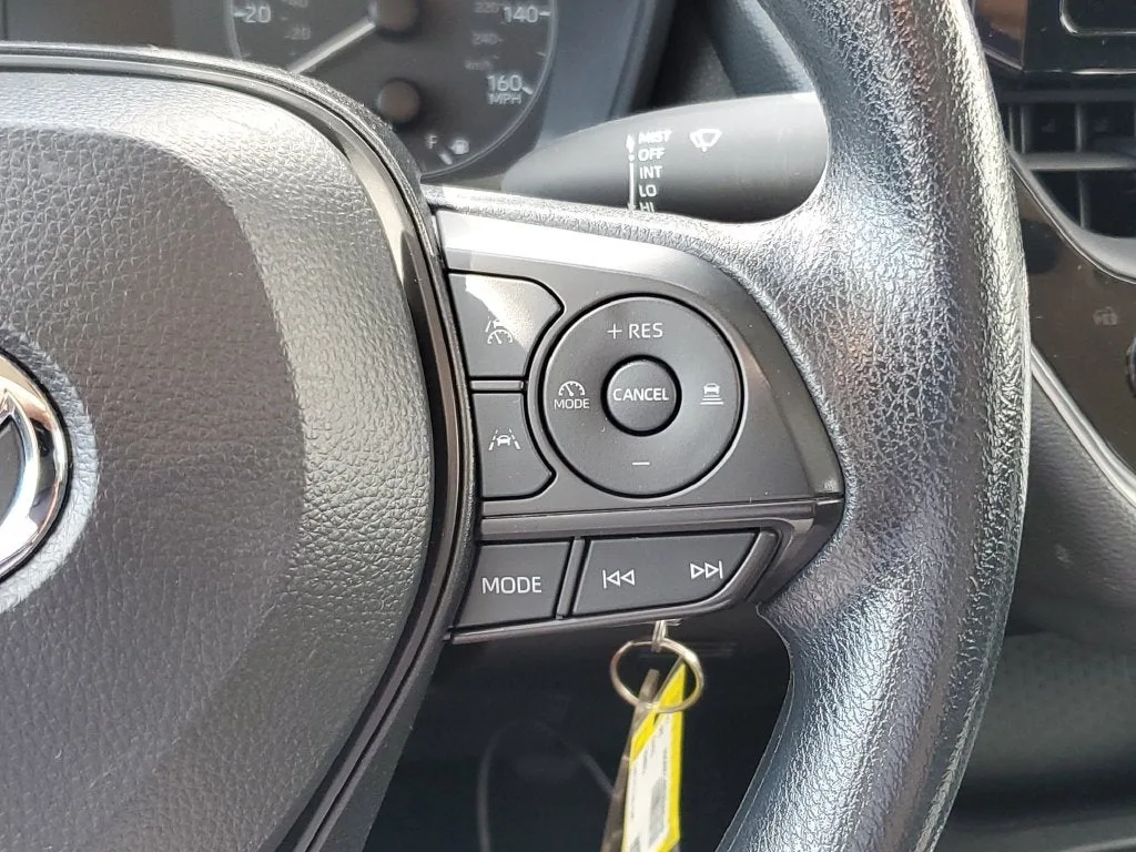 2024 Toyota Corolla LE photo 22