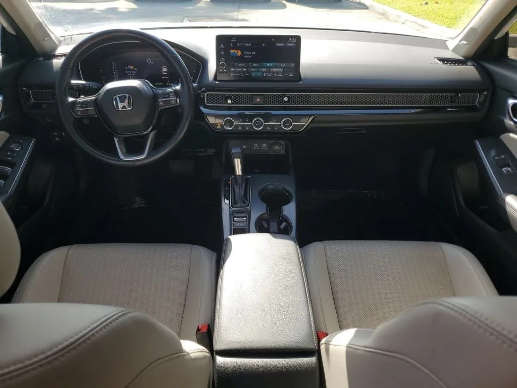 2024 Honda Civic Touring photo 15