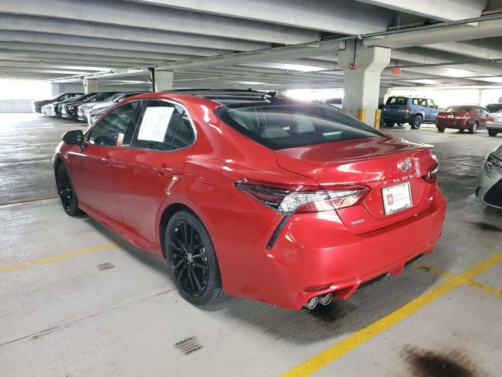 2021 Toyota Camry XSE photo 6