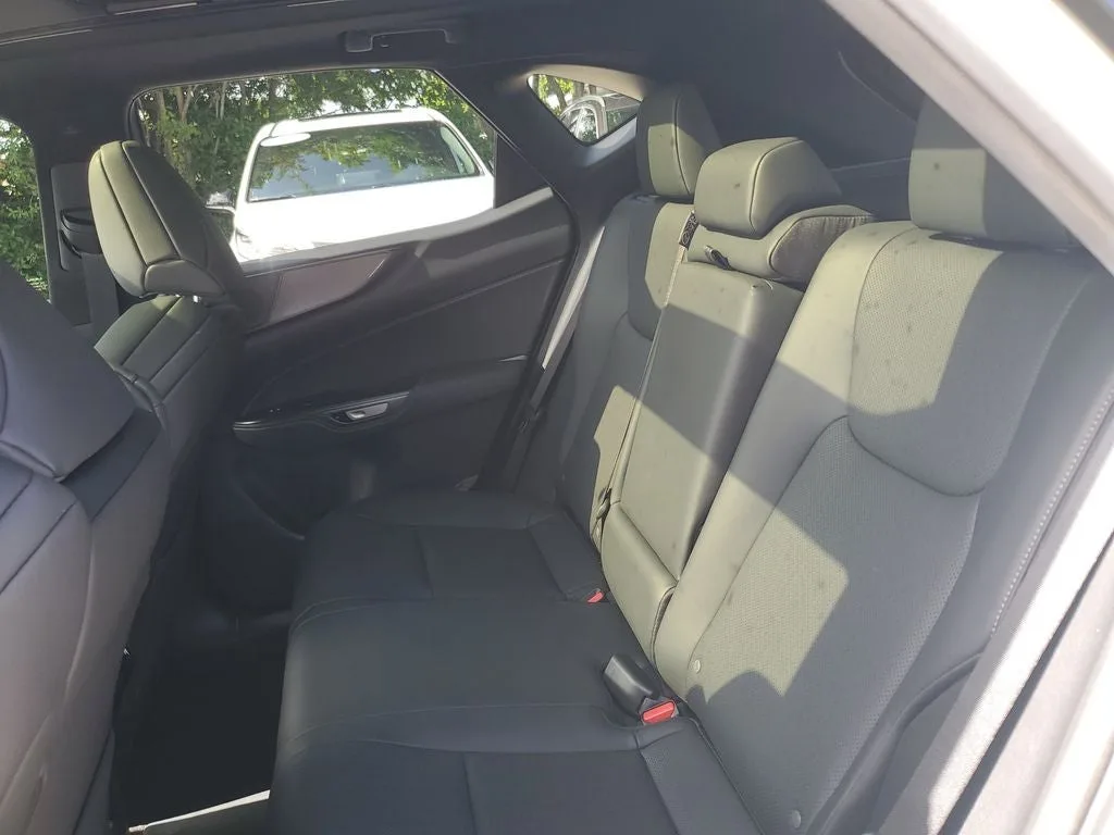 2025 Lexus NX 450h+ F SPORT photo 11