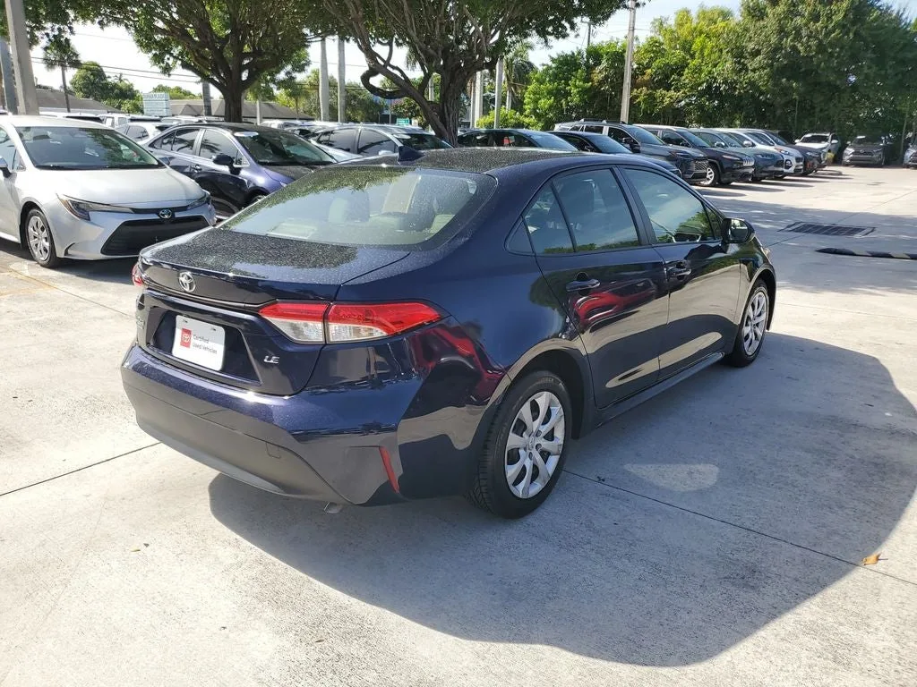 2023 Toyota Corolla LE photo 4