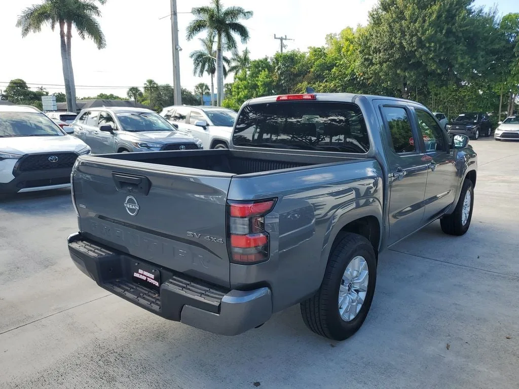 2023 Nissan Frontier SV photo 4