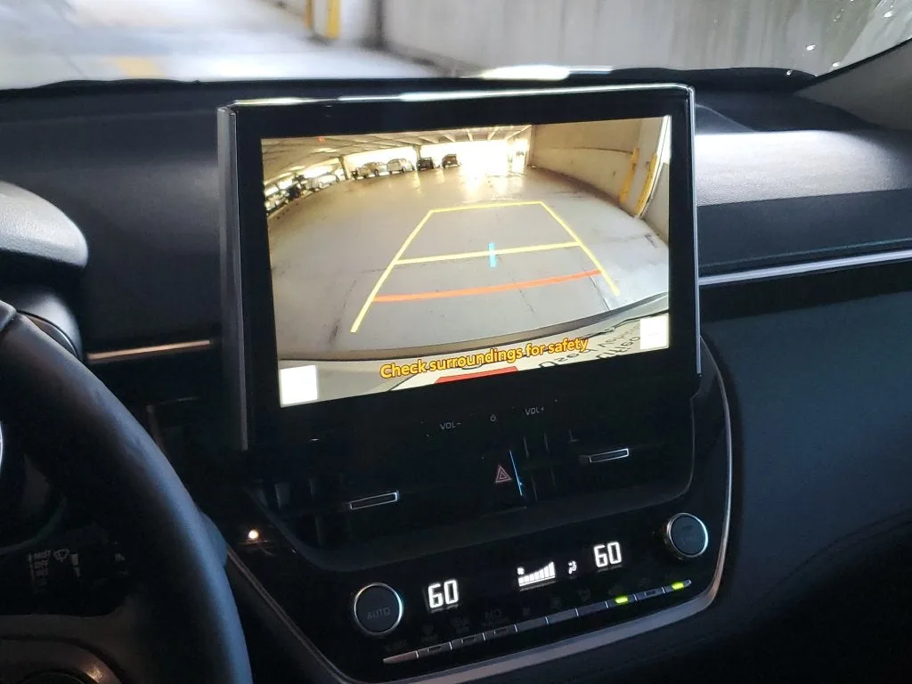 2026 Toyota Corolla Cross XLE photo 27