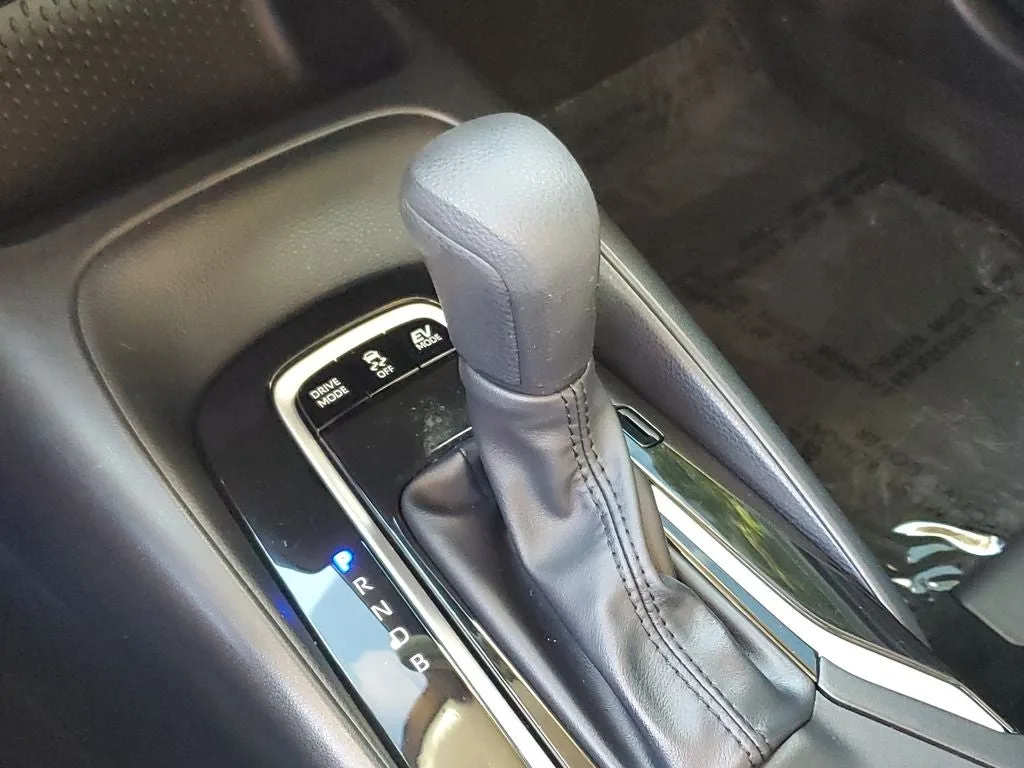 2024 Toyota Corolla Hybrid LE photo 28