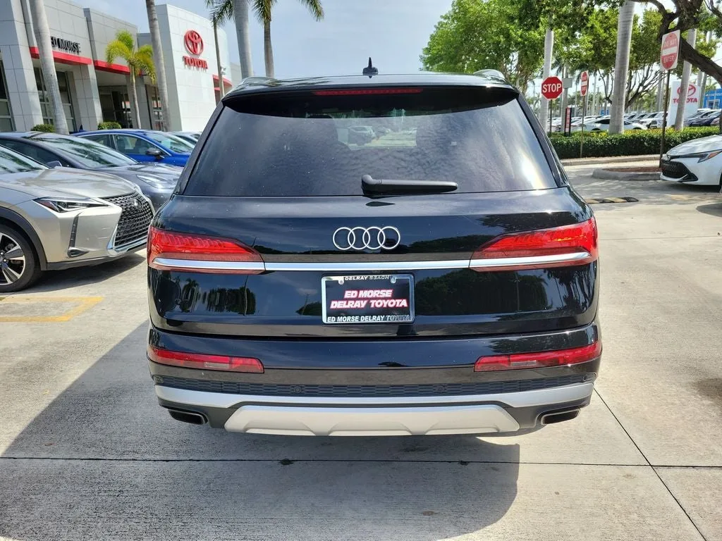 2025 Audi Q7 55 Premium Plus quattro photo 5