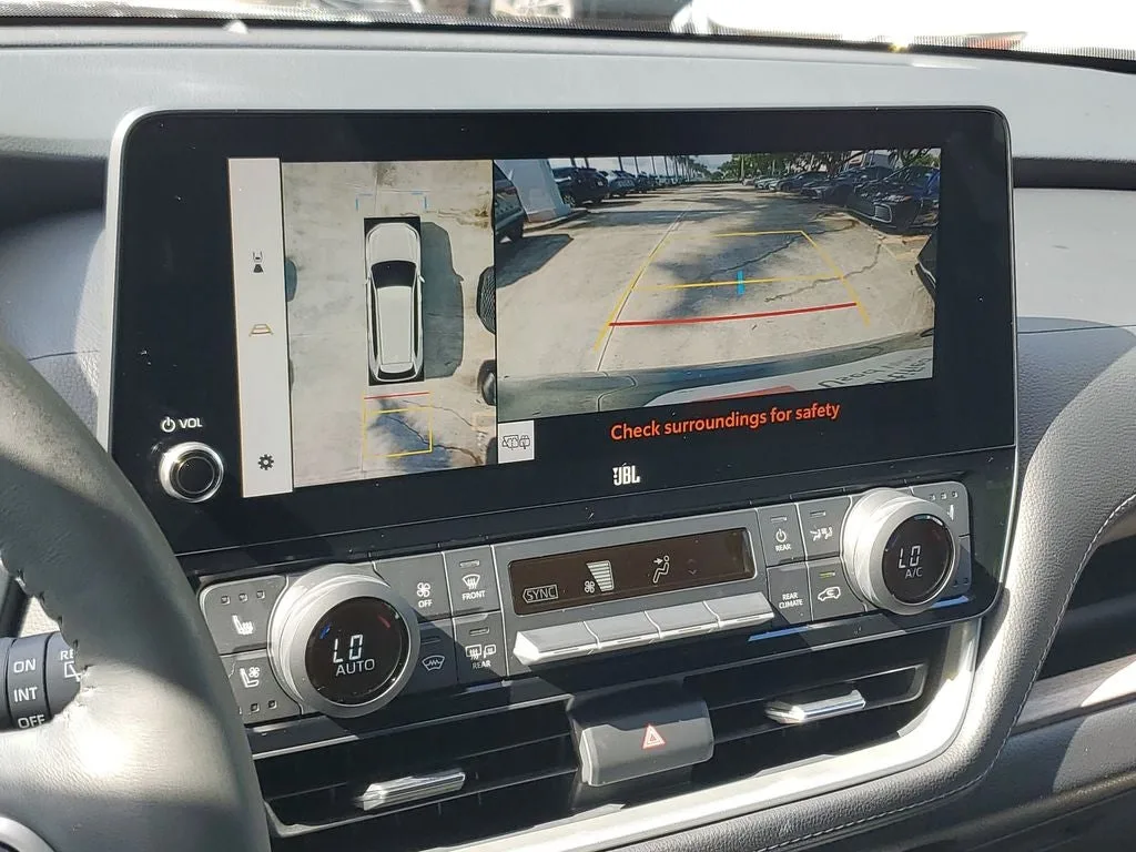 2024 Toyota Grand Highlander Platinum photo 30