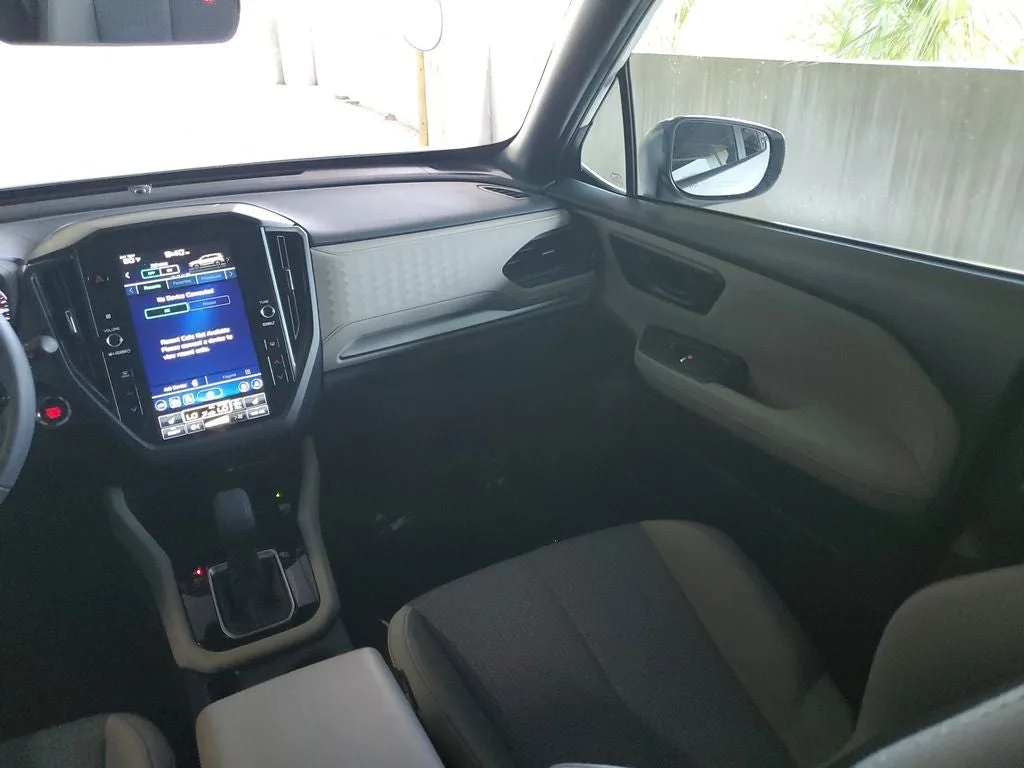 2025 Subaru Forester Premium photo 16