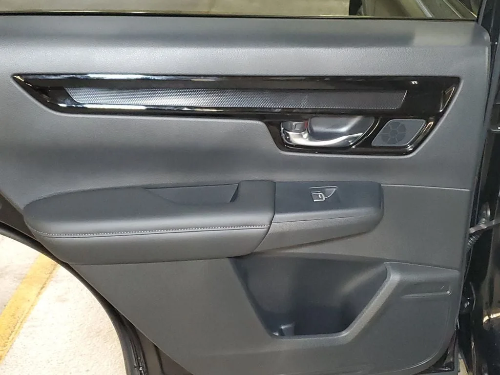 2025 Honda CR-V EX-L photo 11