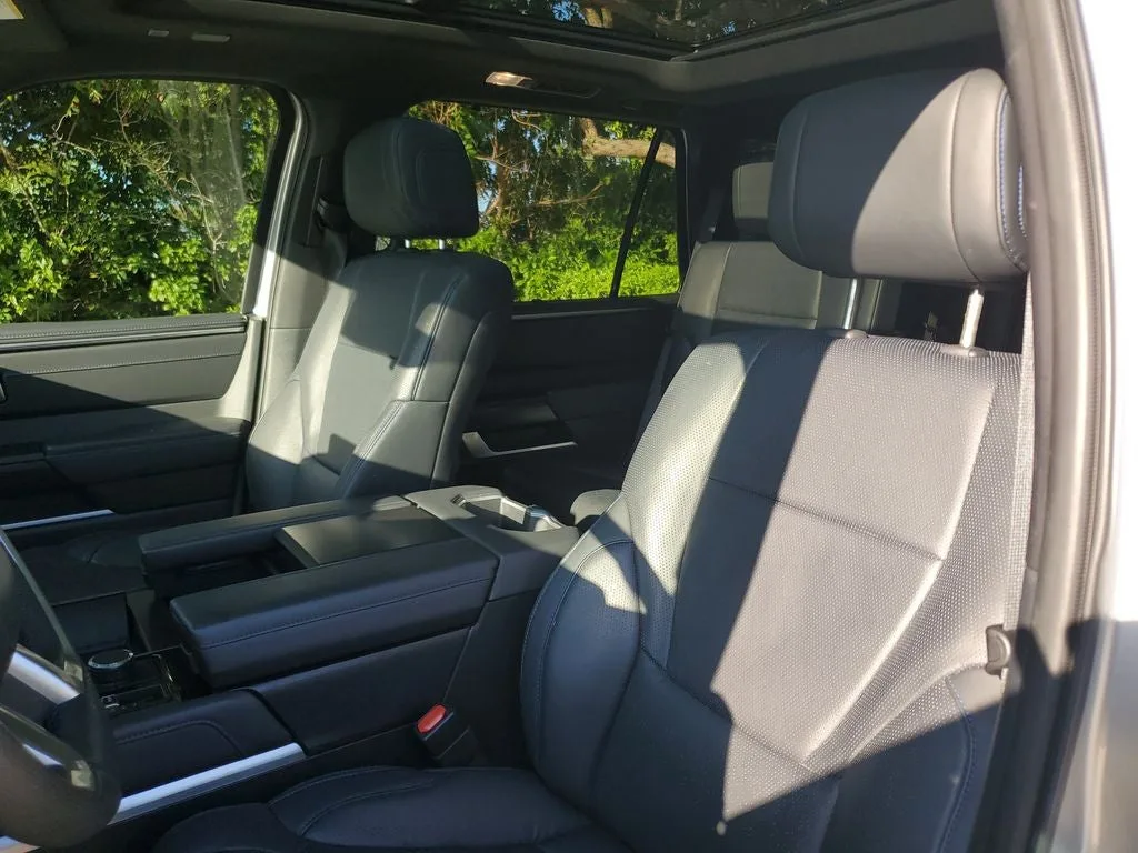 2025 Toyota Sequoia Platinum photo 15