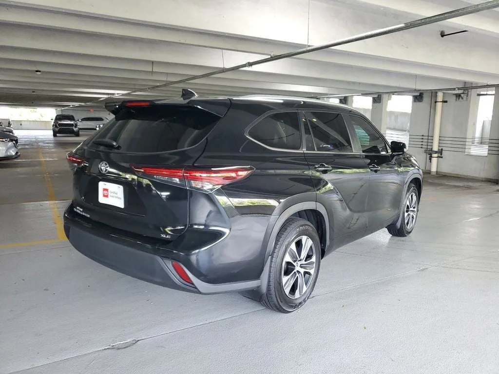 2024 Toyota Highlander XLE photo 4