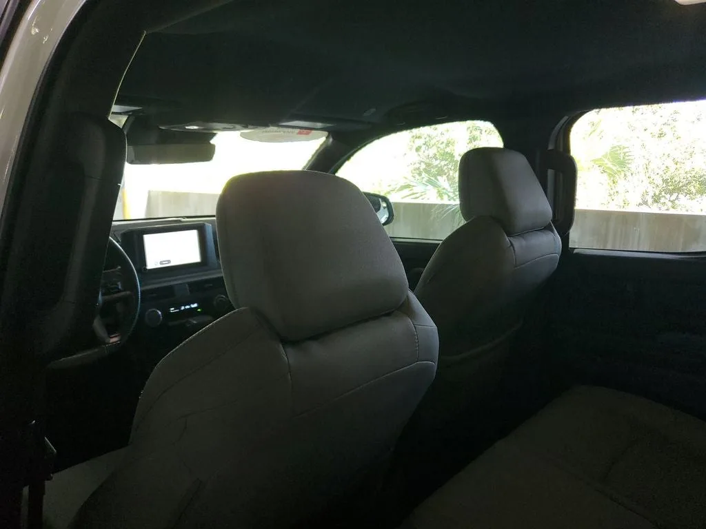 2025 Toyota Tacoma SR5 photo 12