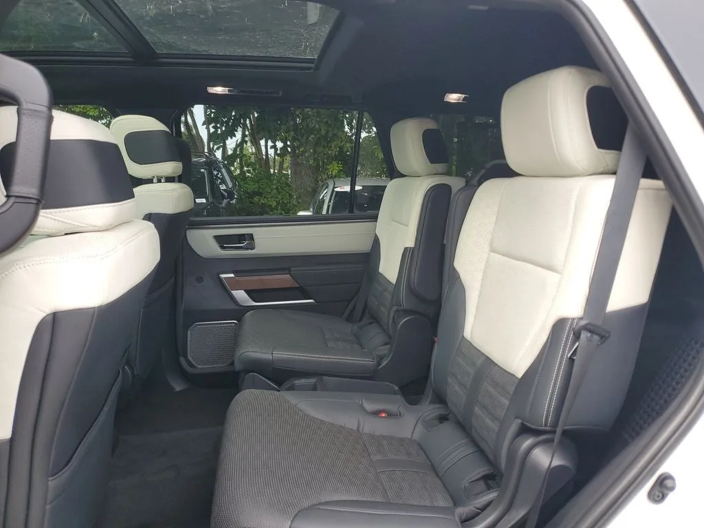 2025 Toyota Sequoia Capstone photo 12